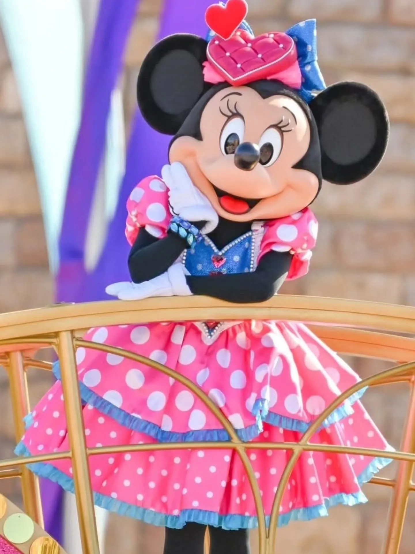 明日！3月2日は〜！