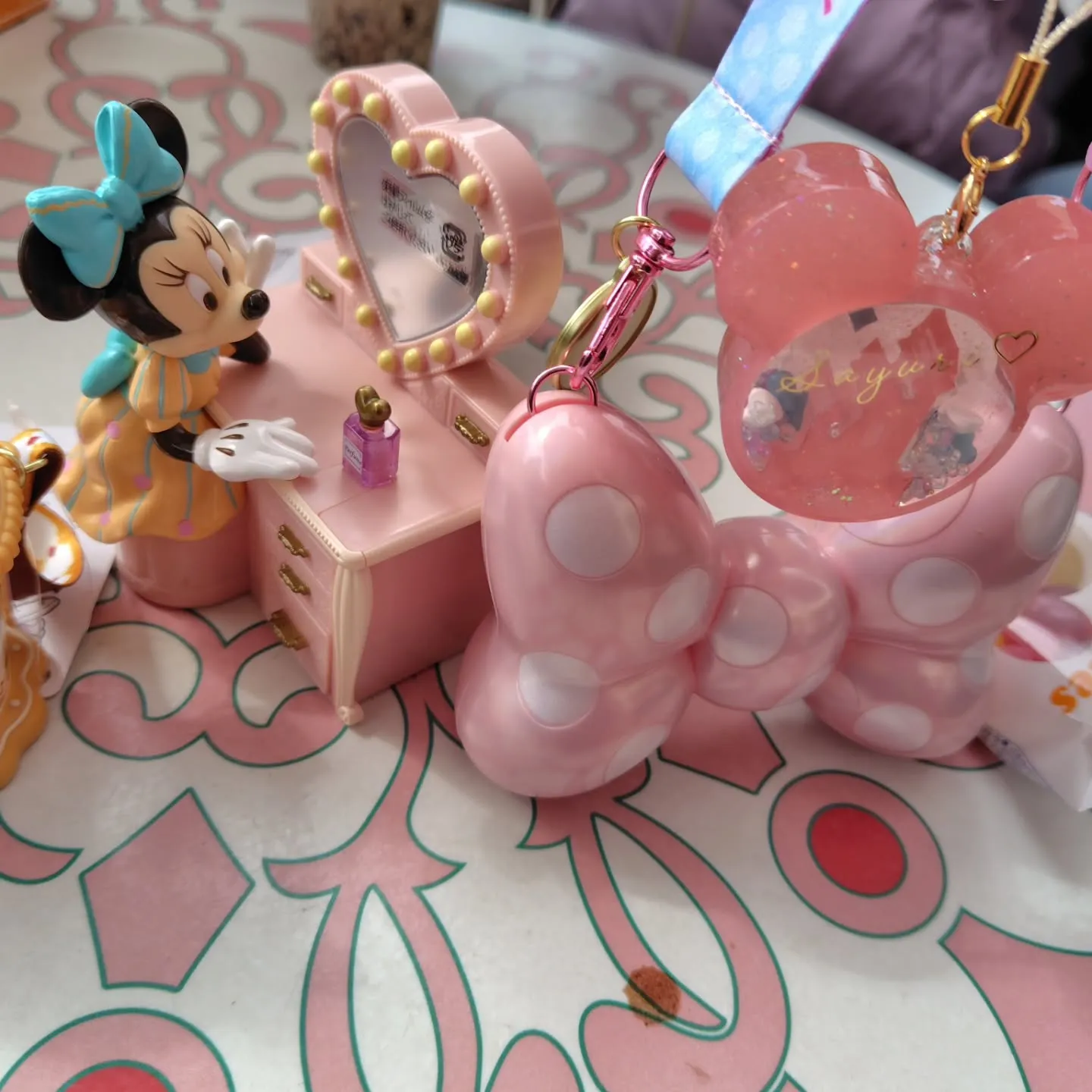 このピンクミニーちゃんキーホルダー♥会社の同僚が手作りしてく...