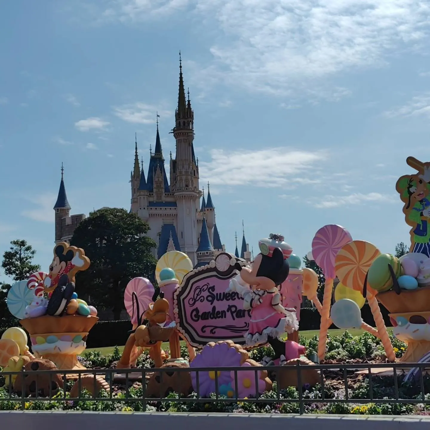 このピンクミニーちゃんキーホルダー♥会社の同僚が手作りしてく...